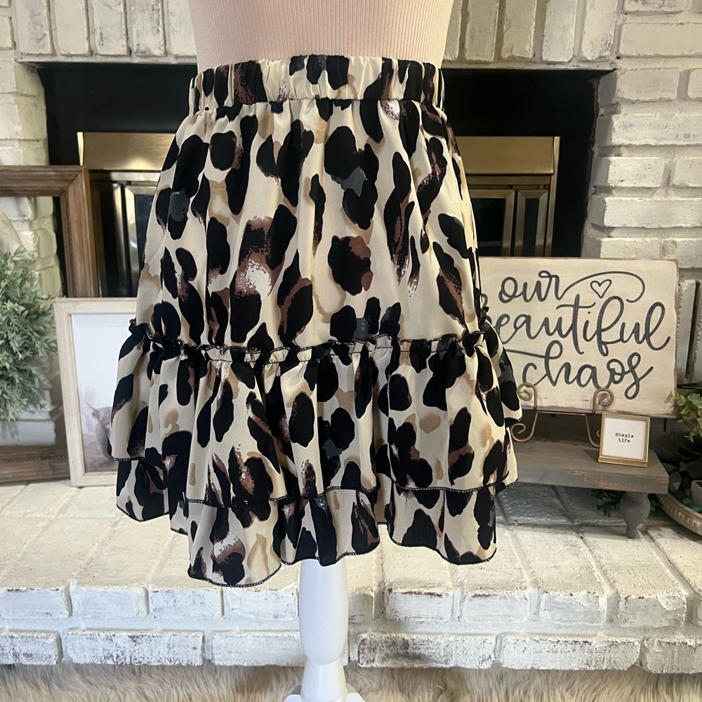 Leopard Print Ruffle Skirt - Picture 3 of 4